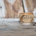 Звезда Руси Перстень "Звезда Руси" Золото 585 пробы. Средний вес 10,5 гр. Размер любой. Цена около 30500, зависит от размера.